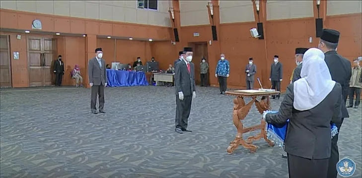 Prof. Mahludin Baruwadi Pimpin LLDIKTI Wilayah XVI GOSULUTTENG