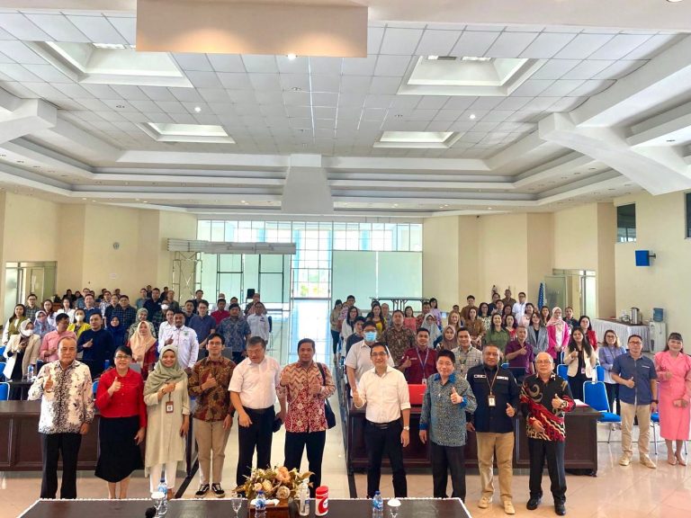 LLDIKTI XVI Gelar Bimtek Pelaporan Tracer Study