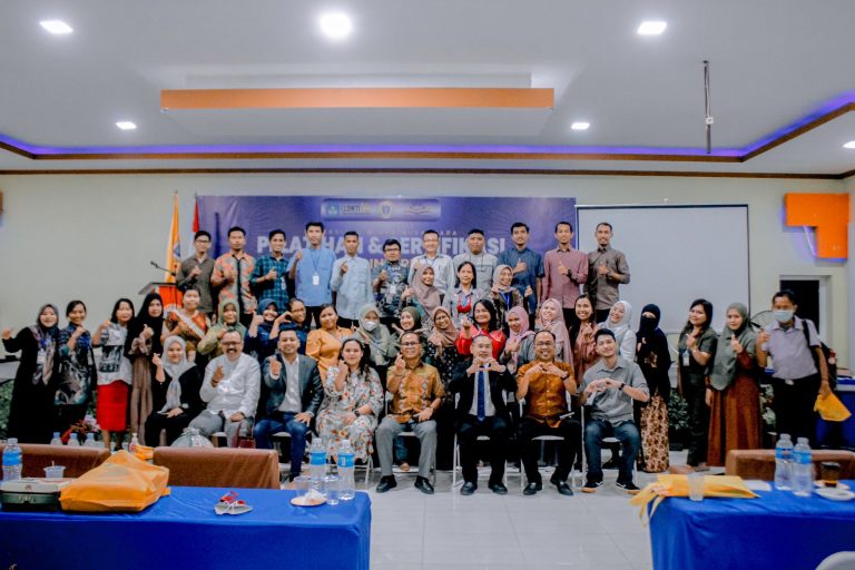 LLDIKTI XVI bersama UWN Palu Gelar Pelatihan Auditor AMI