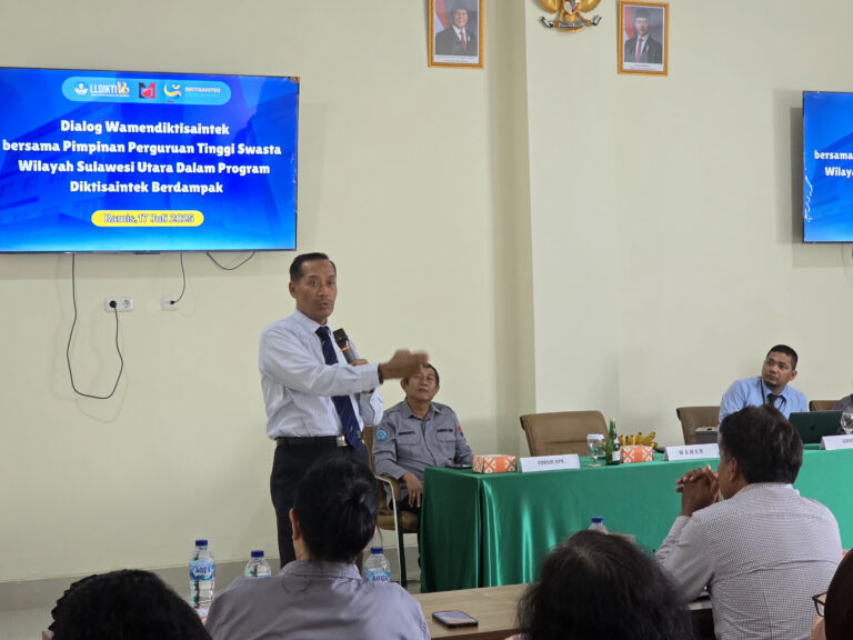 Wamendiktisaintek Fauzan: PTS Harus Inovatif, Mahasiswa Siap Bersaing